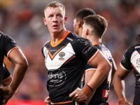 alex-seyfarth-wests-tigers-678x509.jpg
