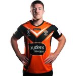 away jersey.jpg